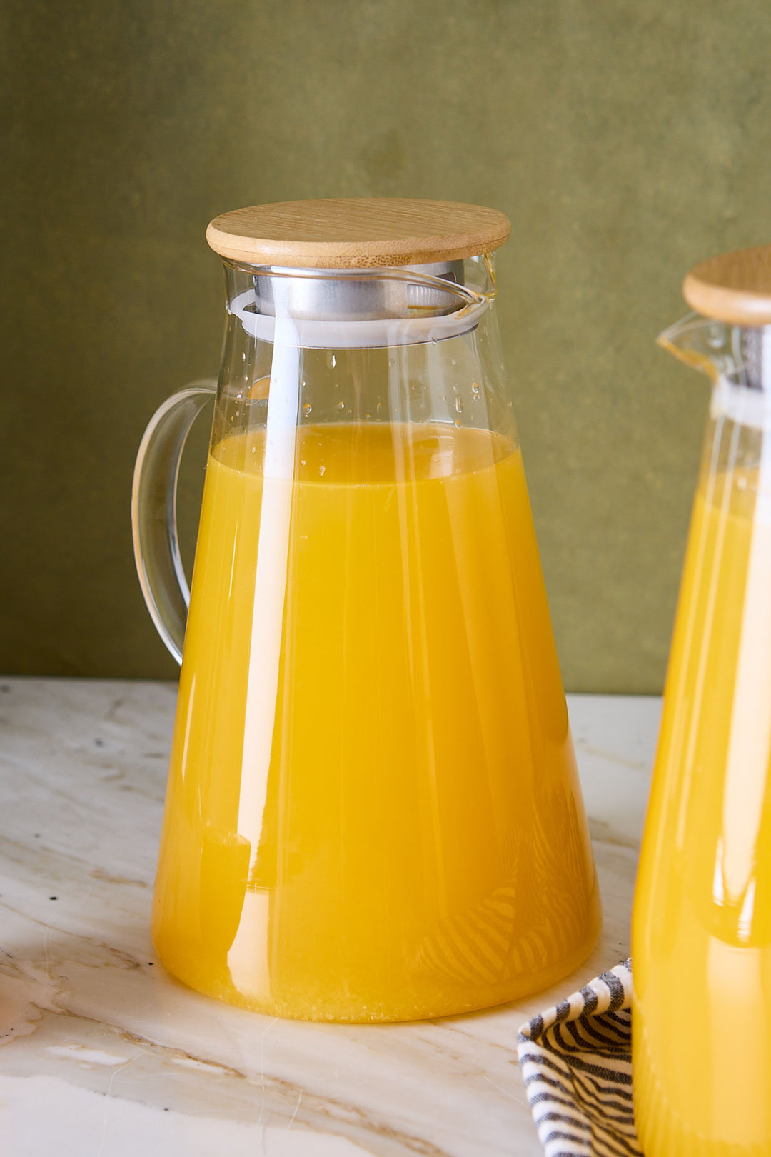 JARRA DE VIDRIO & TAPA BAMBÚ 1.9 L