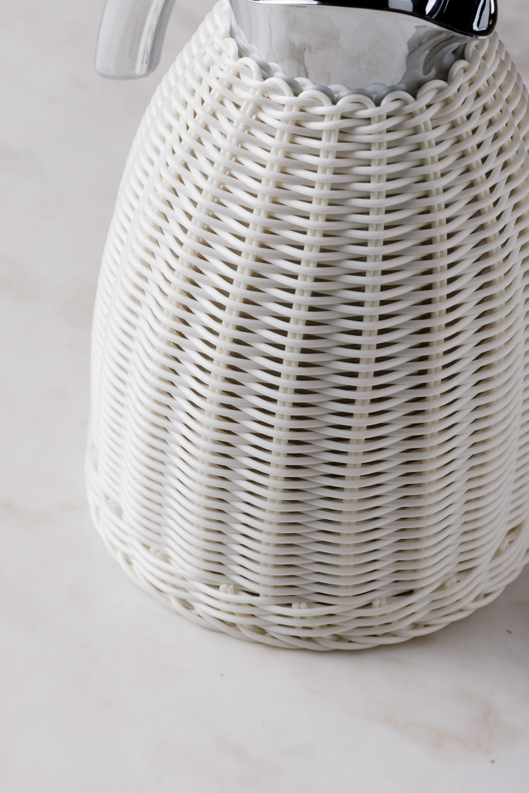 JARRA TÉRMICA DE RATTAN OFF WHITE 1 L