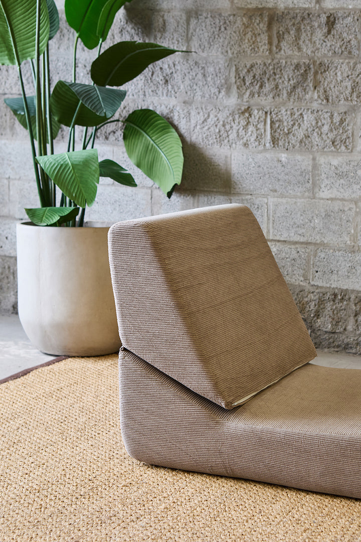 SILLON EN CAJA TATAMI 81X92X69