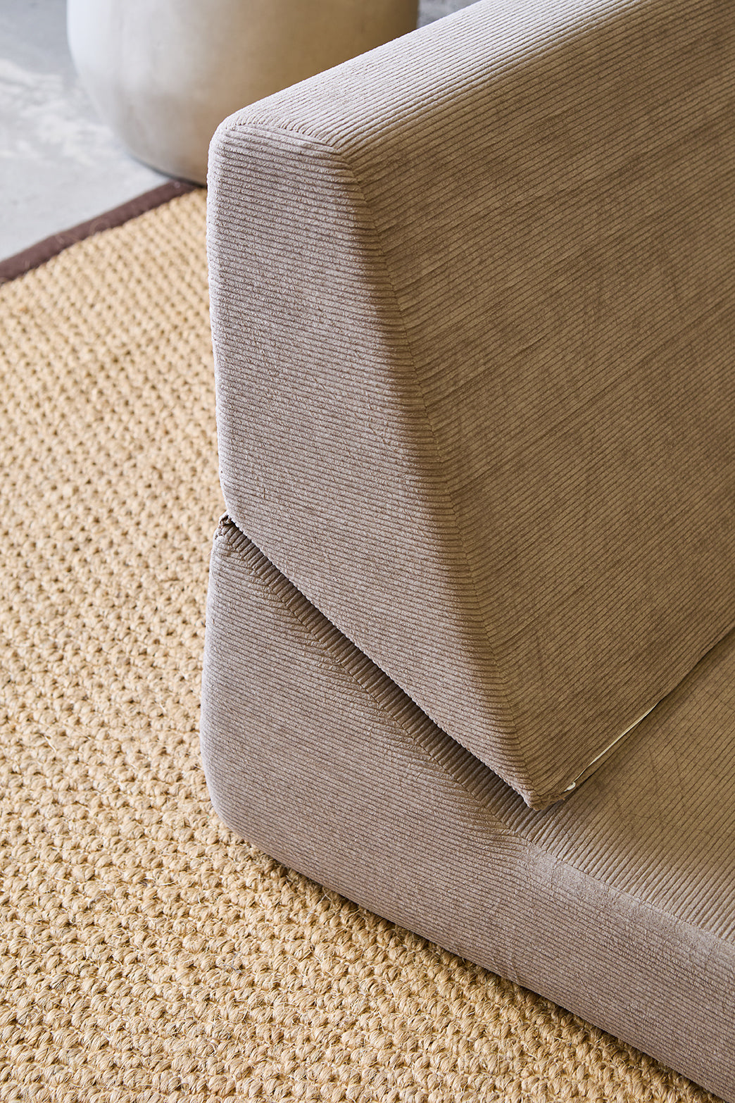 SILLON EN CAJA TATAMI 81X92X69