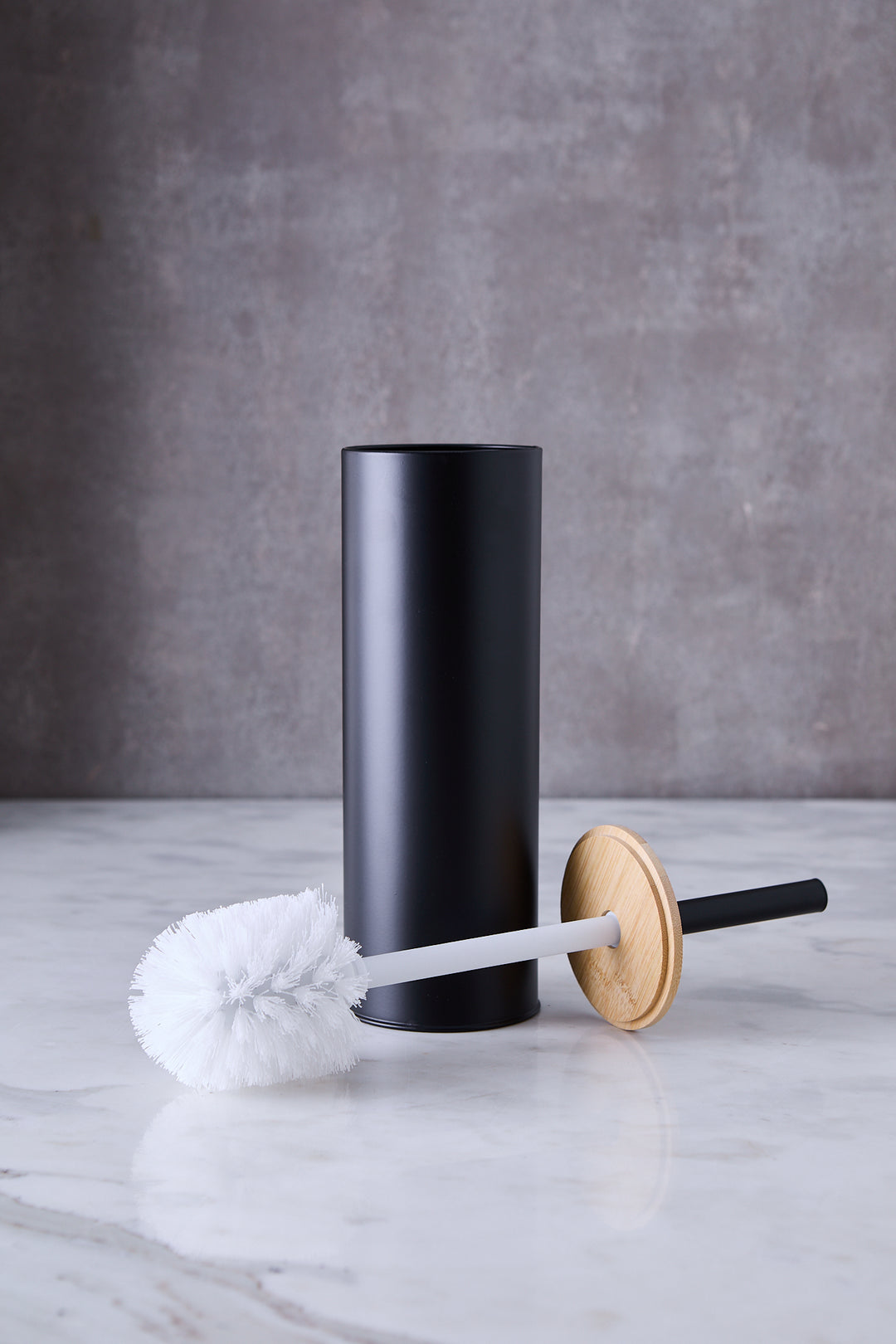 CEPILLO LIMPIA INODORO BLACK & BAMBÚ