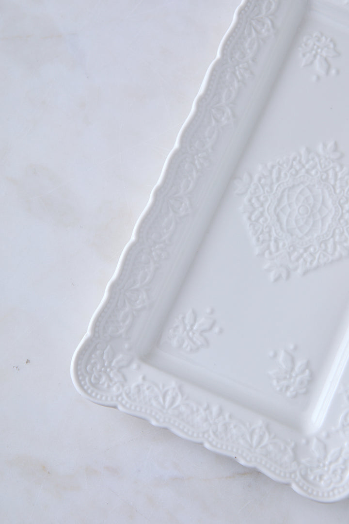 BANDEJA RECTANGULAR WINDSOR BRODERIE 24CM