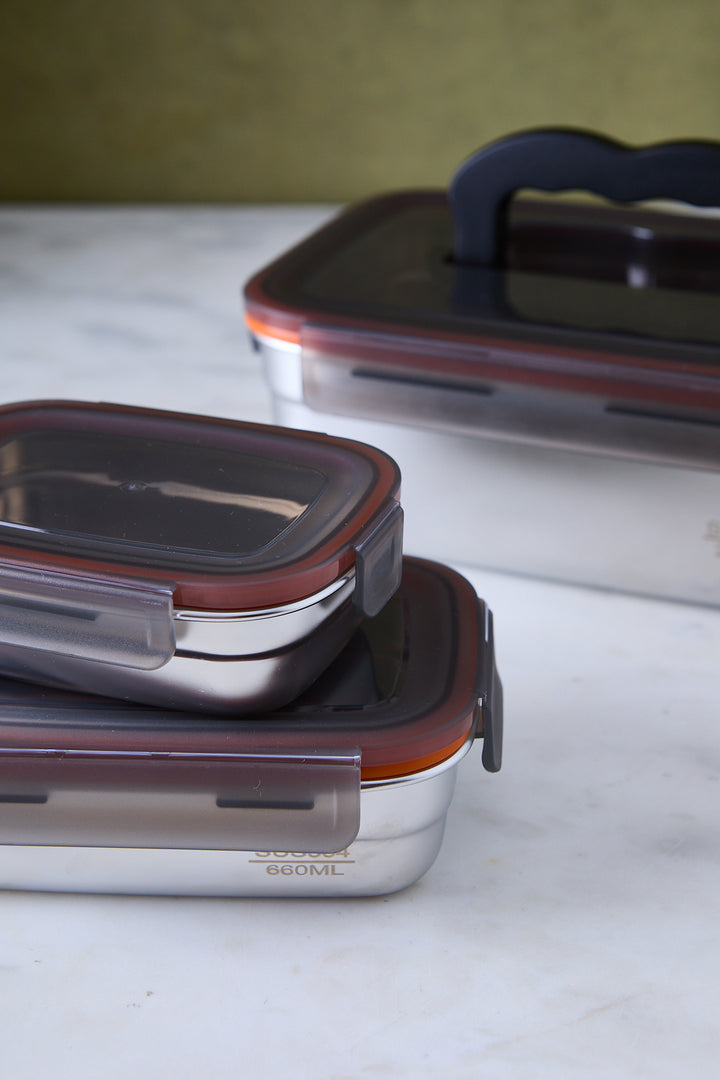 RECIPIENTE DE ALIMENTOS ACERO TAPA DE PVC x 3