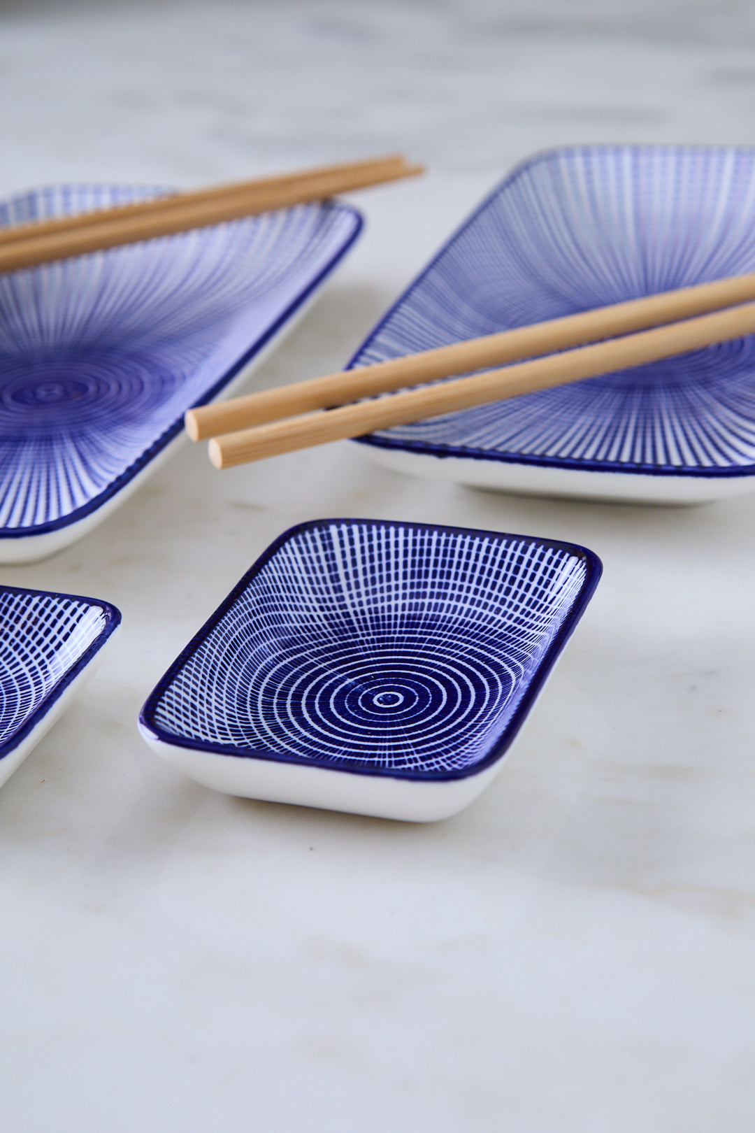 SET DE SUSHI PORCELANA & BAMBÚ MIZU