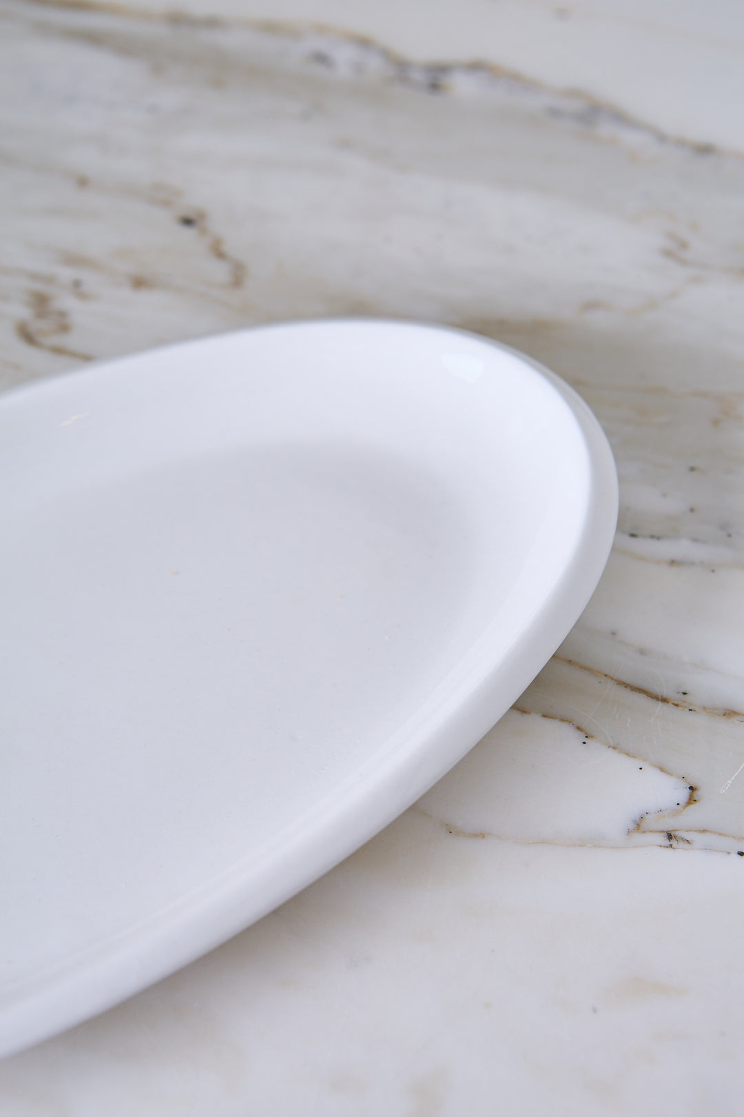 BANDEJA DE CERAMICA OVALADA 30CM