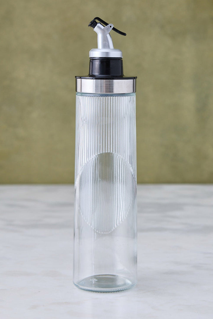 ACEITERA DE VIDRIO RAYADO CON PICO VERTEDOR 500ML