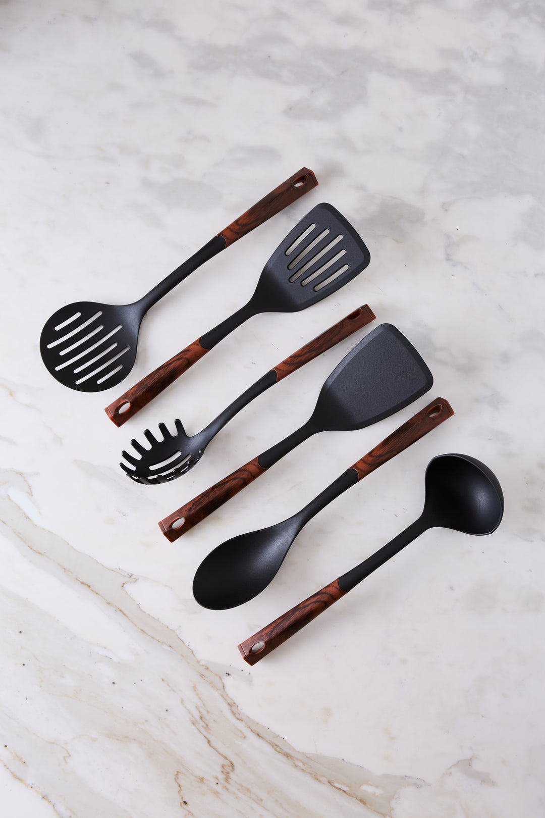 CUCHARA PARA SPAGHETTI PVC BLACK & DARK WOOD 33CM