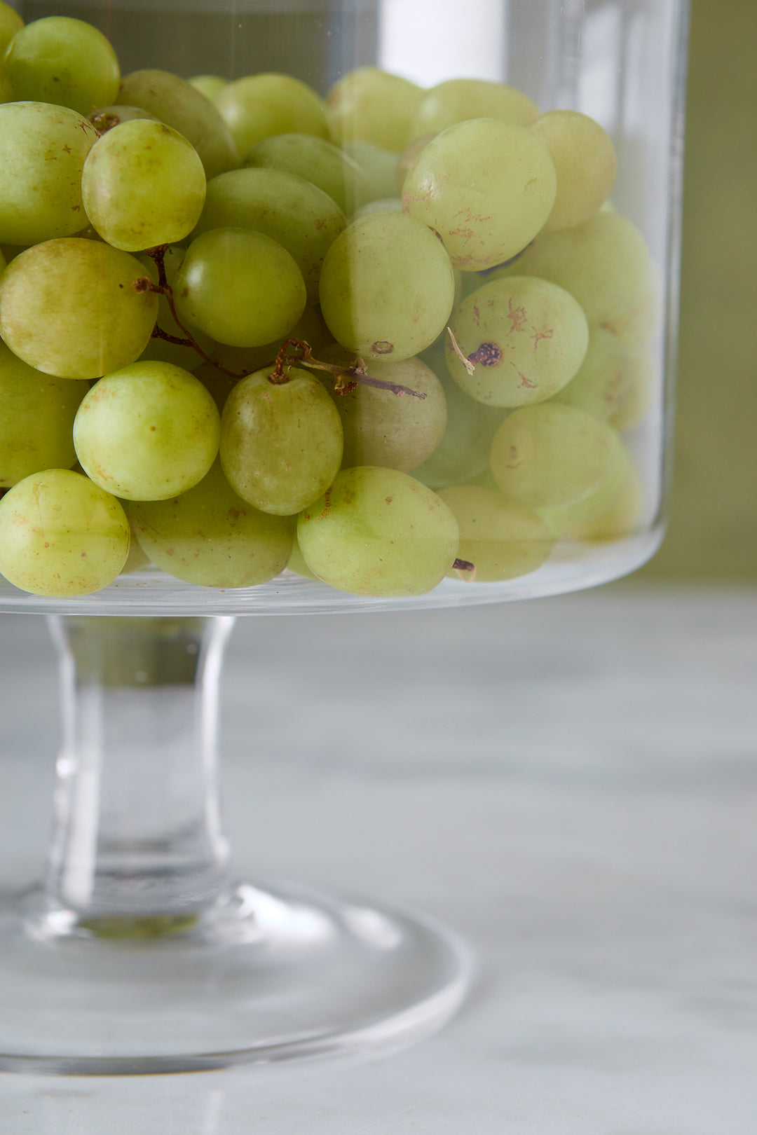 RECIPIENTE DE VIDRIO CON PIE