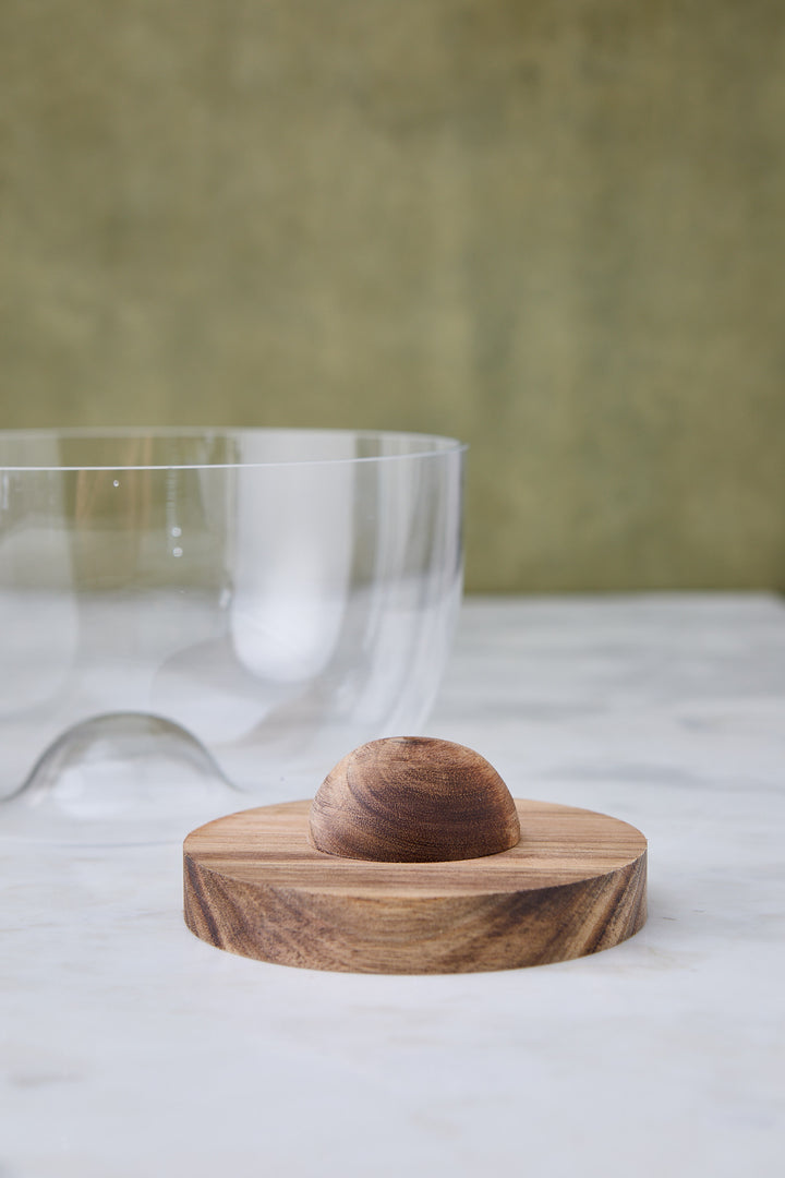 ENSALADERA DE VIDRIO BASE DE MADERA 23CM