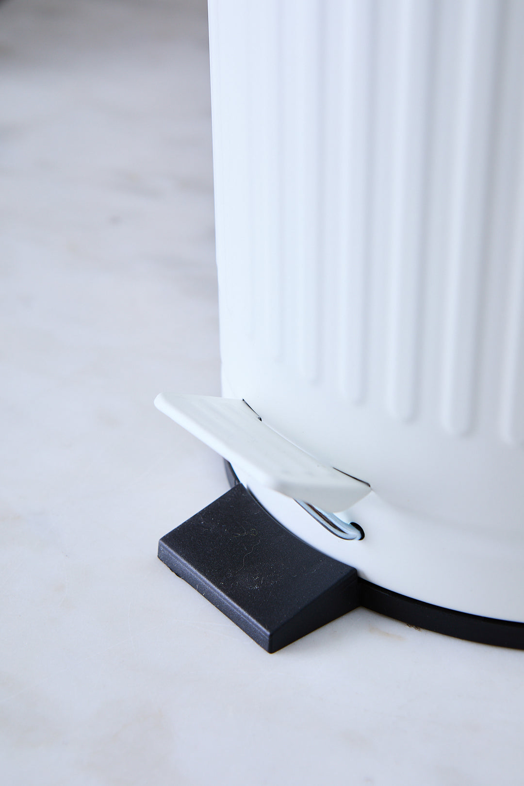 CESTO DE BASURA CLASSIC WHITE 3 L