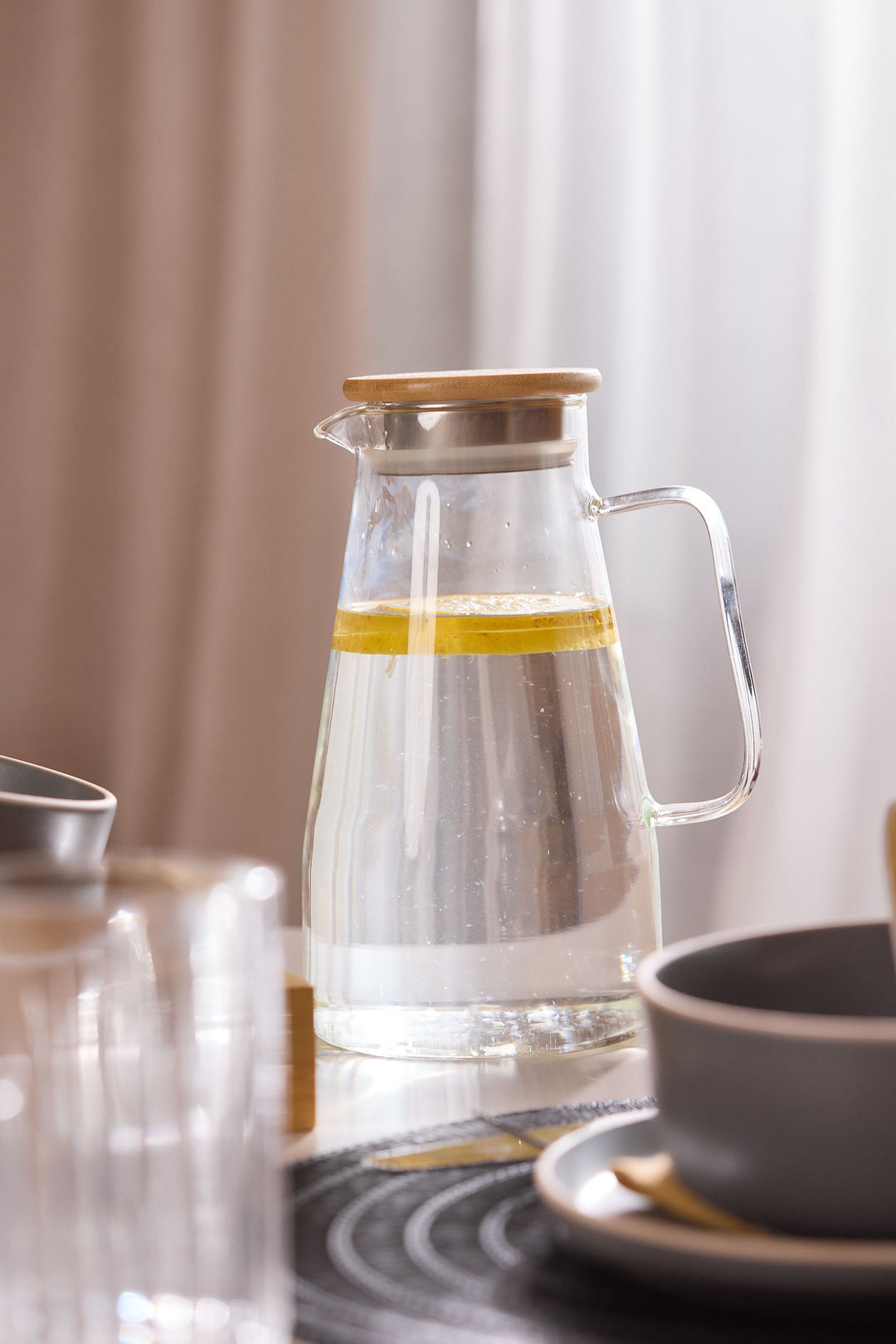 JARRA DE VIDRIO & TAPA BAMBÚ 1.8L