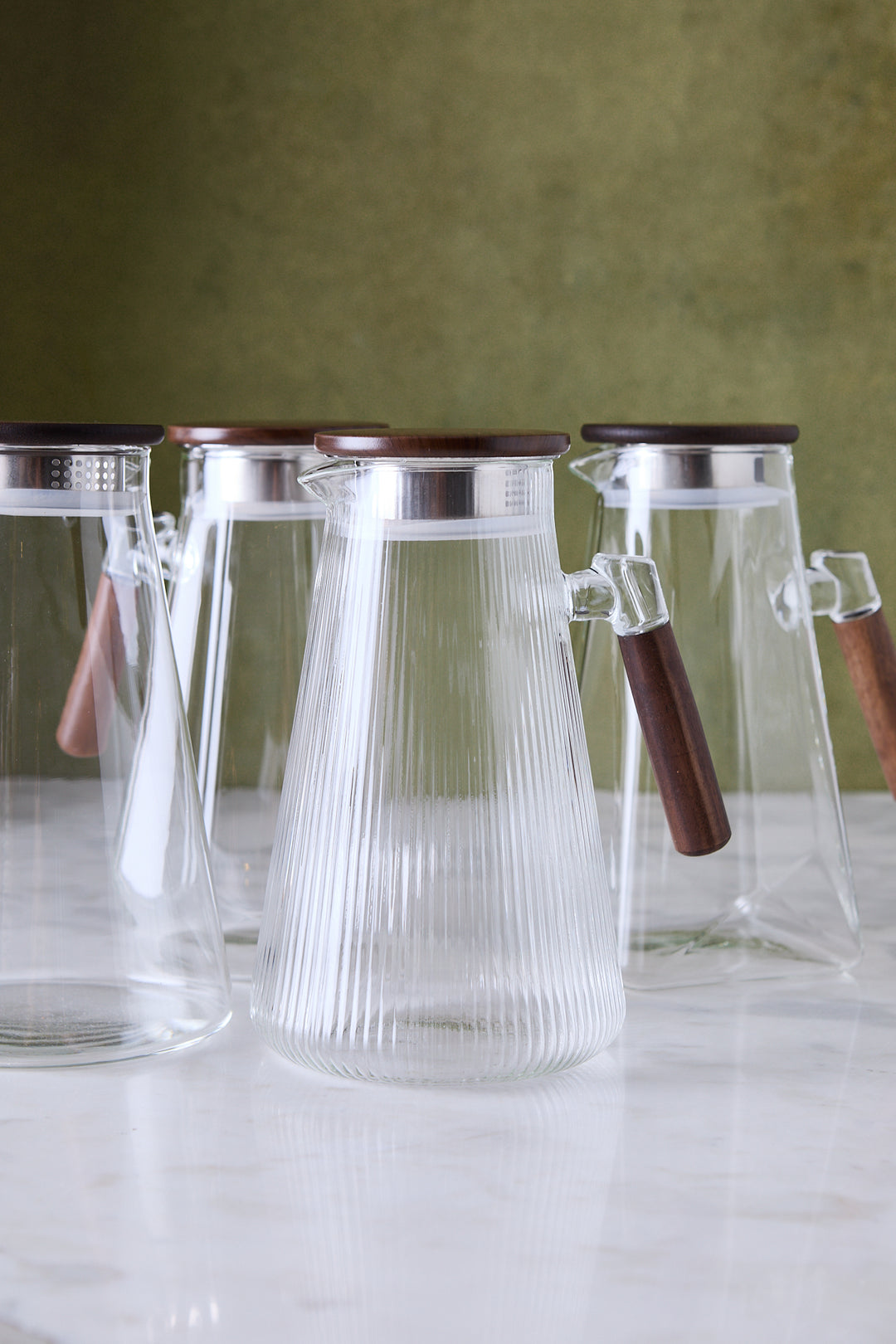 JARRA FACETADA DE VIDRIO & TAPA DE ACACIA 1.8 L