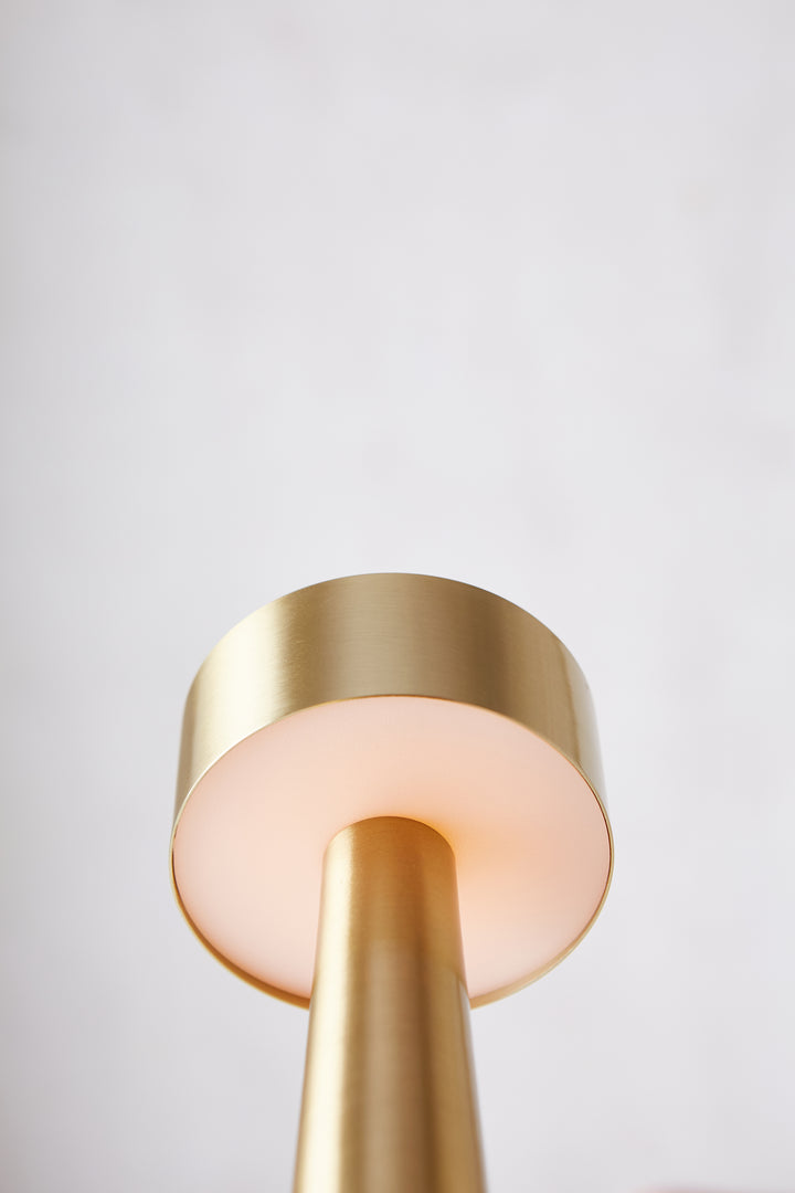 LAMPARA CHESS LED GOLD