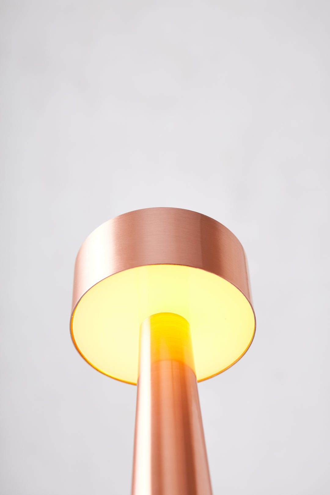 LAMPARA CHESS LED ROSE GOLD