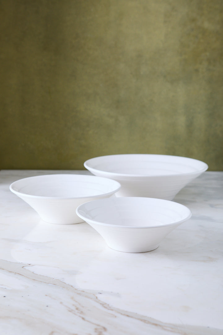 BOWL CÓNICO CERAMICA BLANCA 23CM