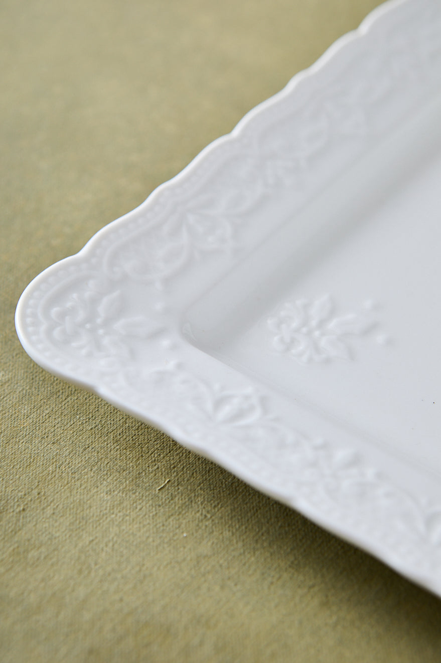 BANDEJA RECTANGULAR WINDSOR BRODERIE 24CM
