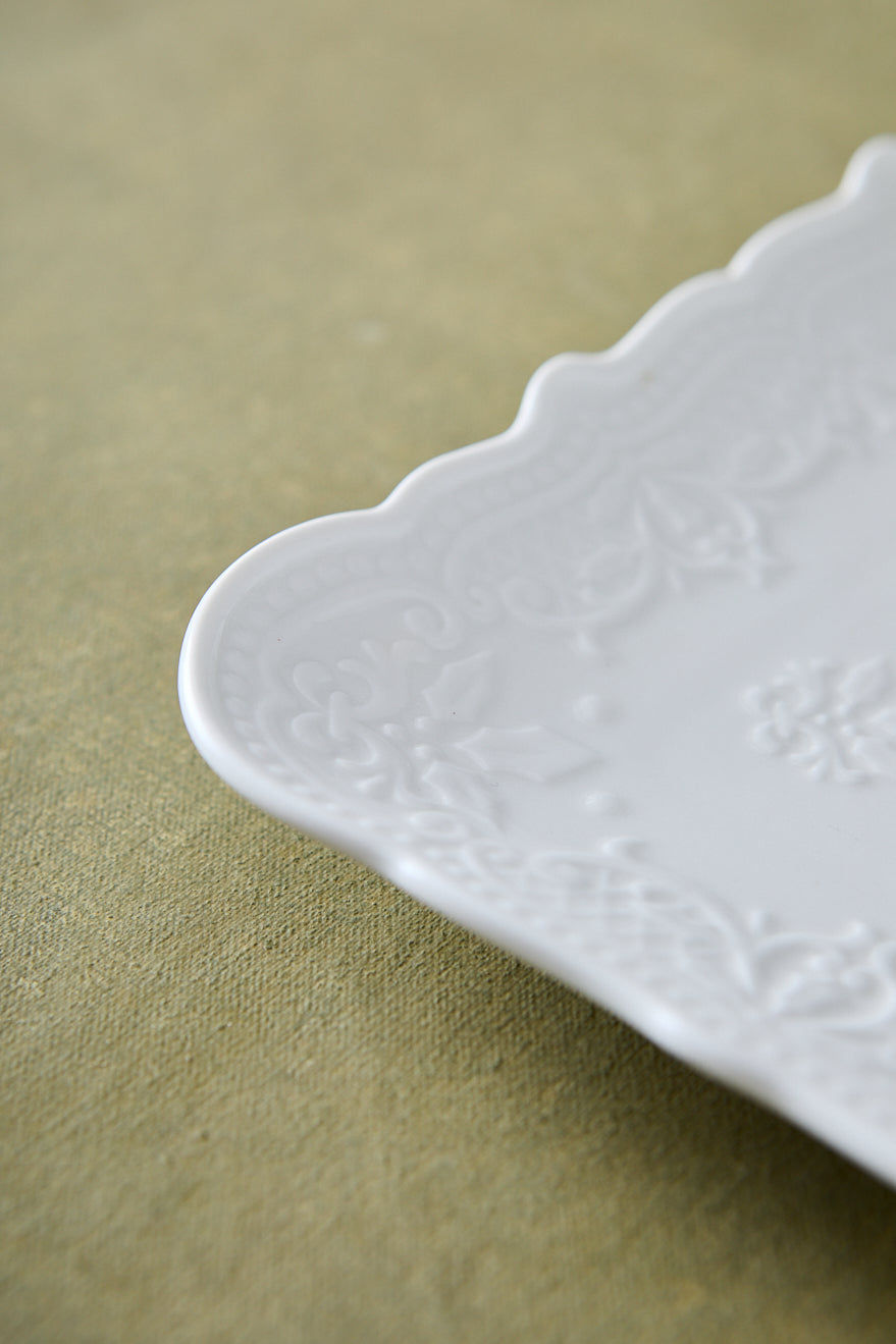 PLATO CUADRADO WINDSOR BRODERIE 22CM