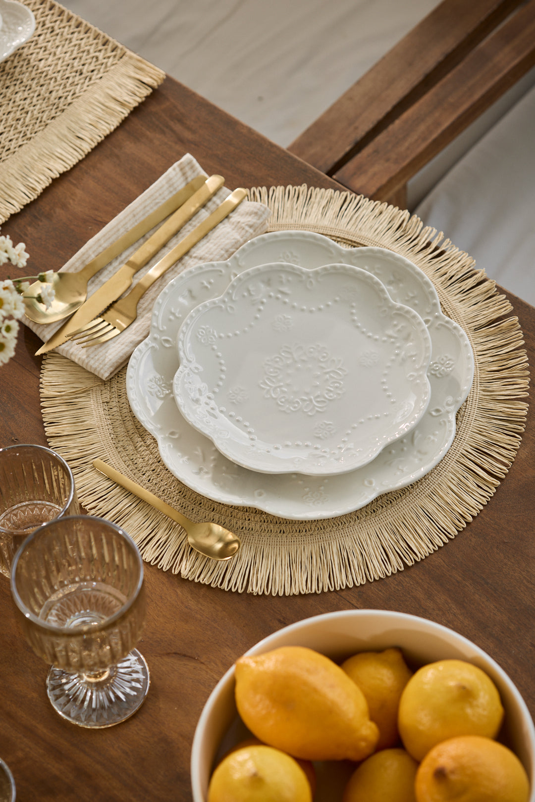 PLATO REDONDO WINDSOR BRODERIE 20CM