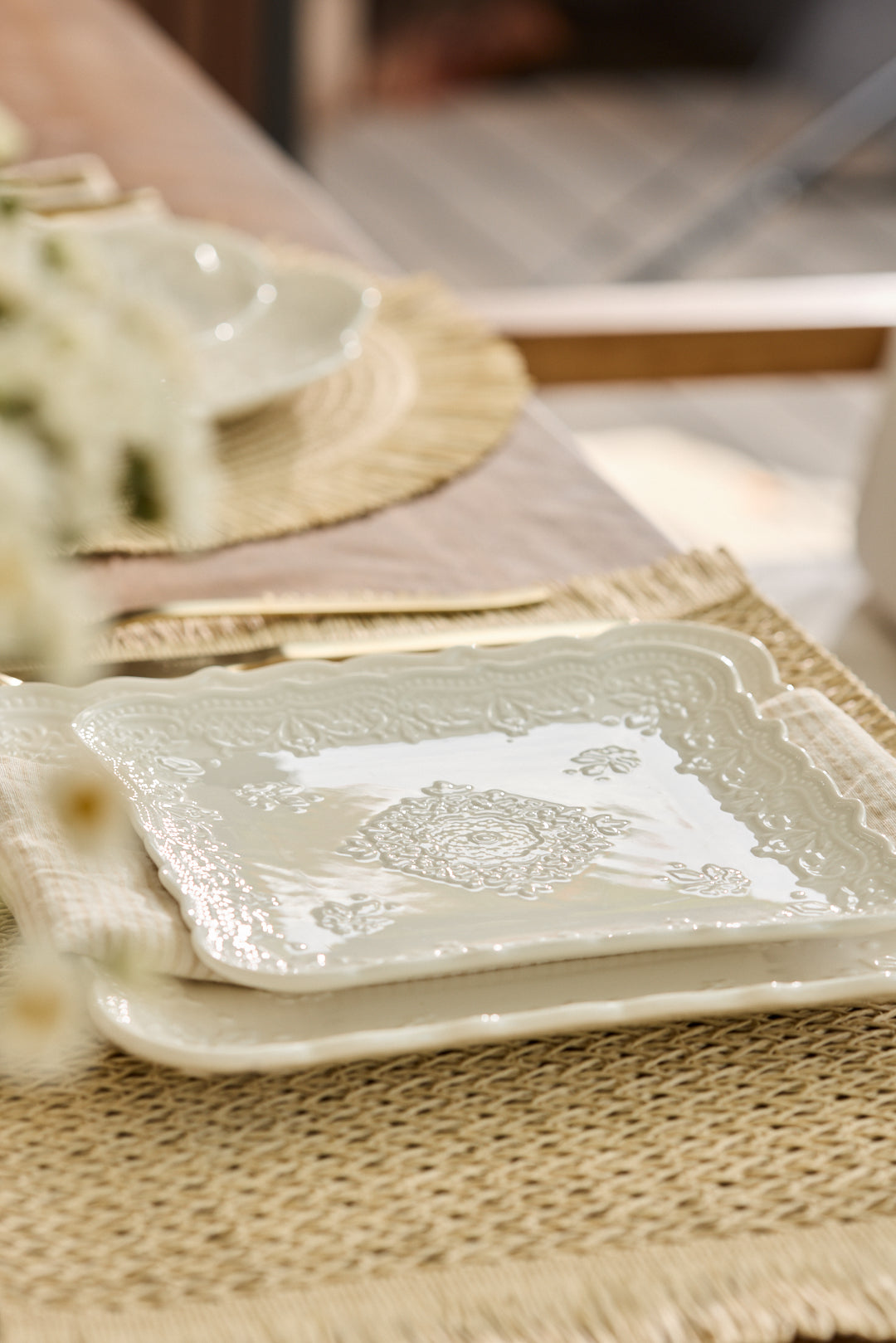 PLATO CUADRADO WINDSOR BRODERIE 17CM