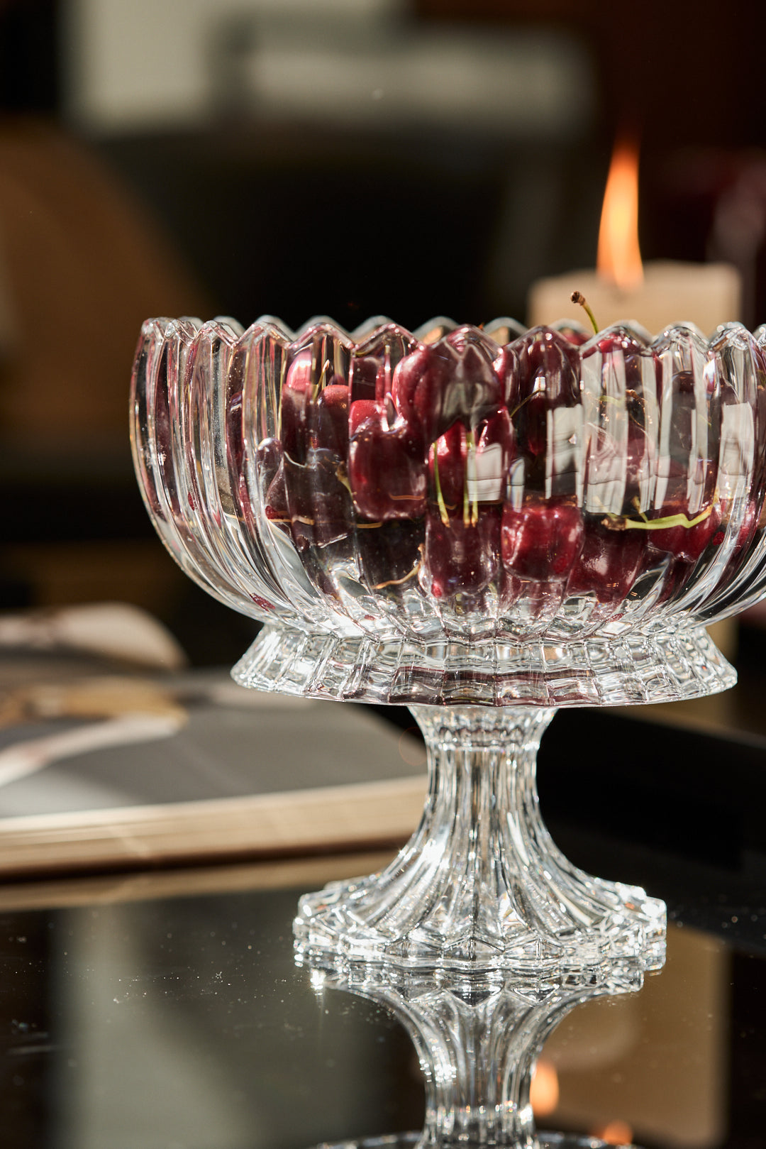 RECIPIENTE DE VIDRIO CON PIE TRIUMPH 22CM