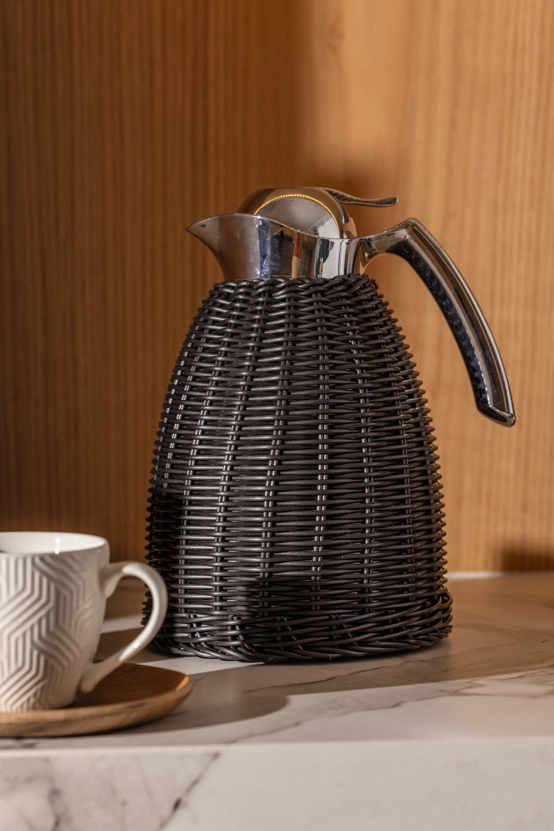 JARRA TÉRMICA DE RATTAN BLACK 1 L